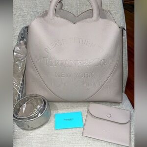 New Tiffany & Co. Large Taupe Tote Bag 🔥❤️🔥
